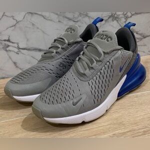 Air Max 270
Light Smoke Grey
Size 7
Great condition